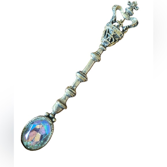 Vintage Scepter Brooch/ Pin - Picture 2 of 5